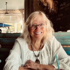 Meet your Posher, Dorothy